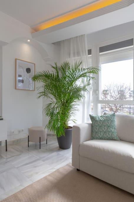 Eden Costa Lago Primera Linea De Mar Torremolinos Exterior foto